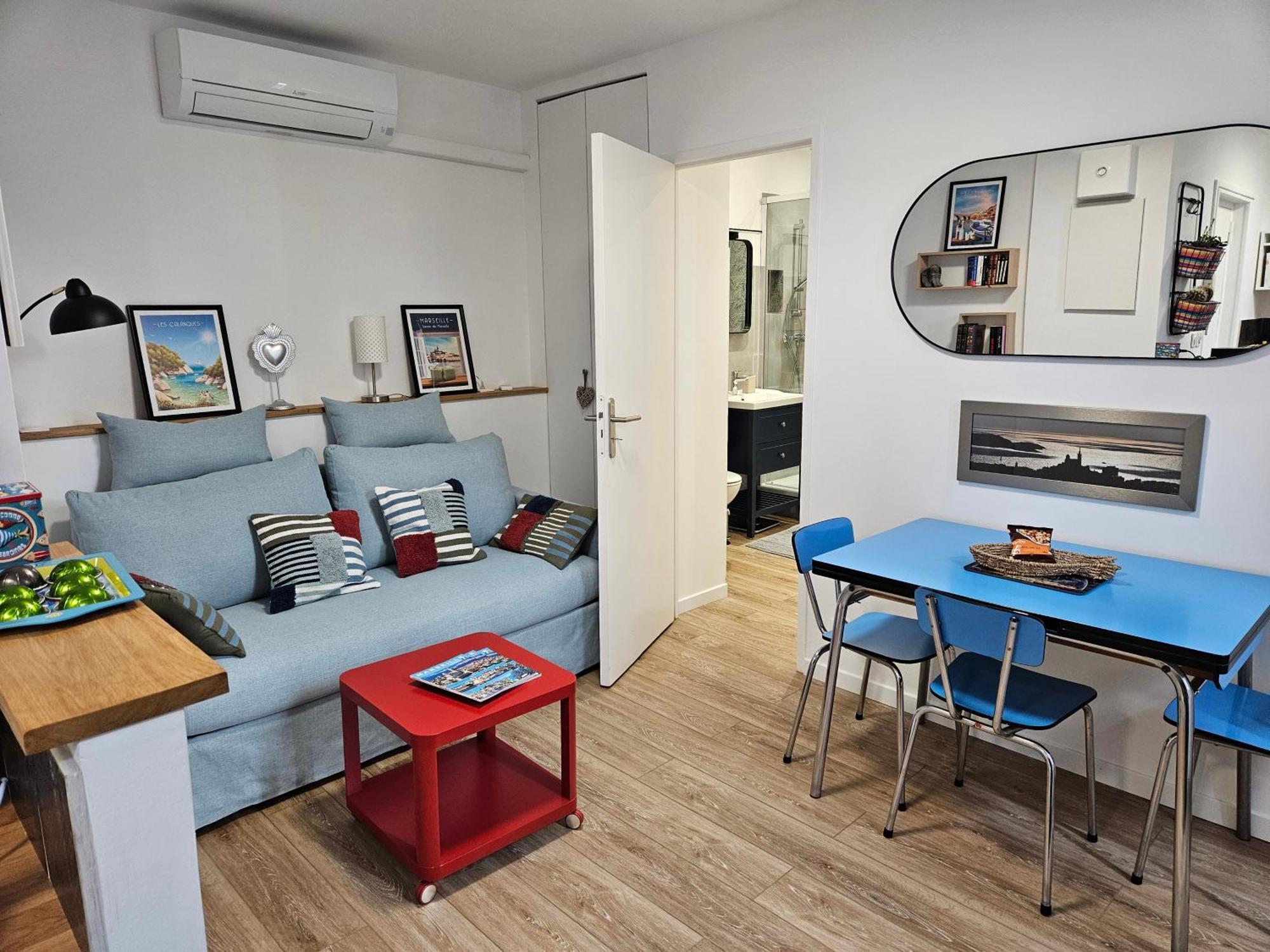 Bleu Ciel Au Panier Apartment Marseilles